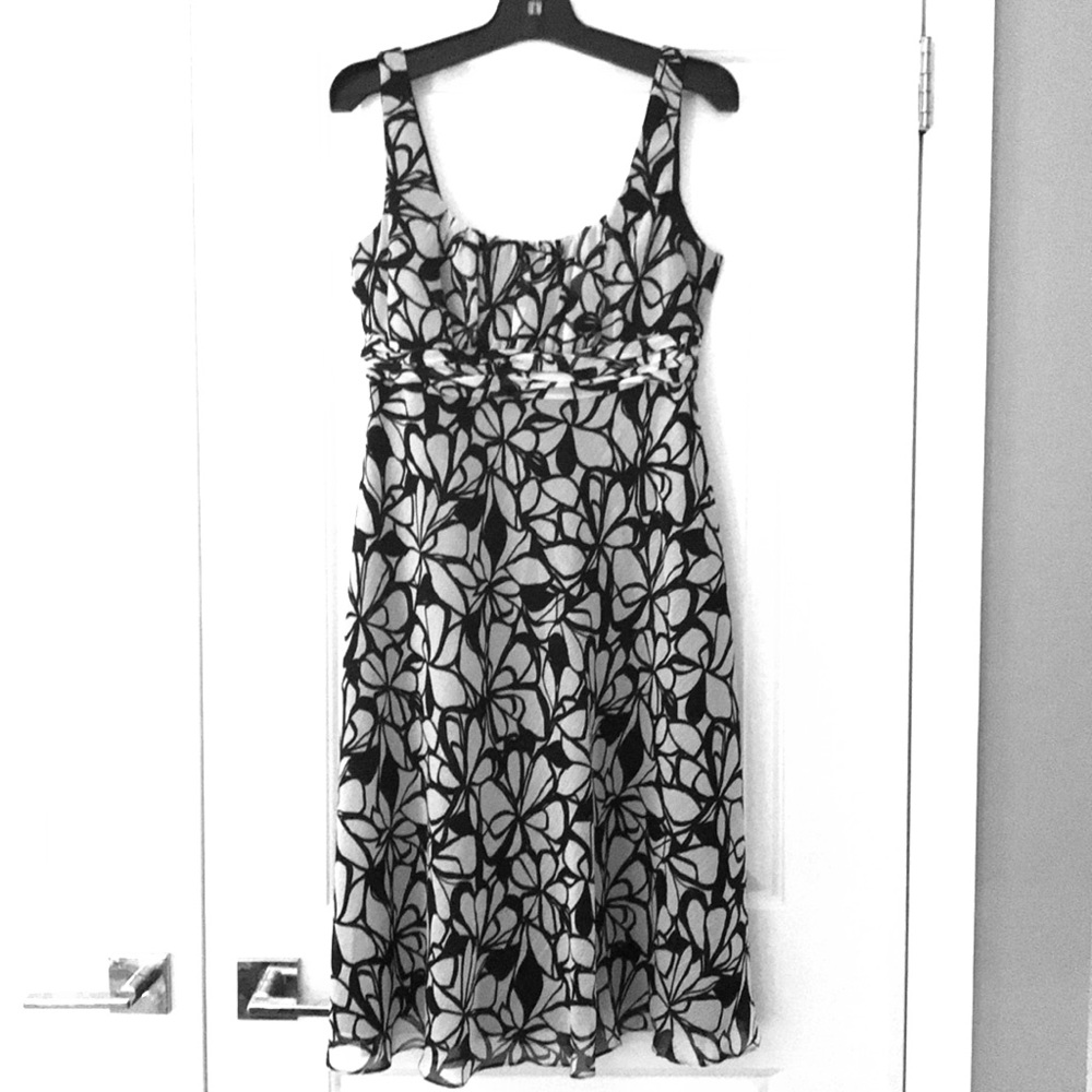 Black and white floral print dress
